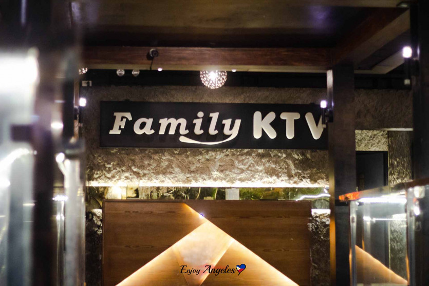 Bar W Family KTV 앙헬레스